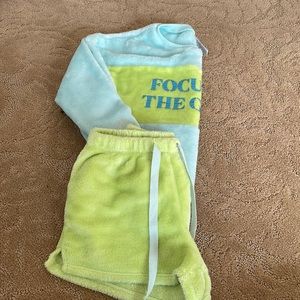 3 pairs of pjs size 7-8 girl